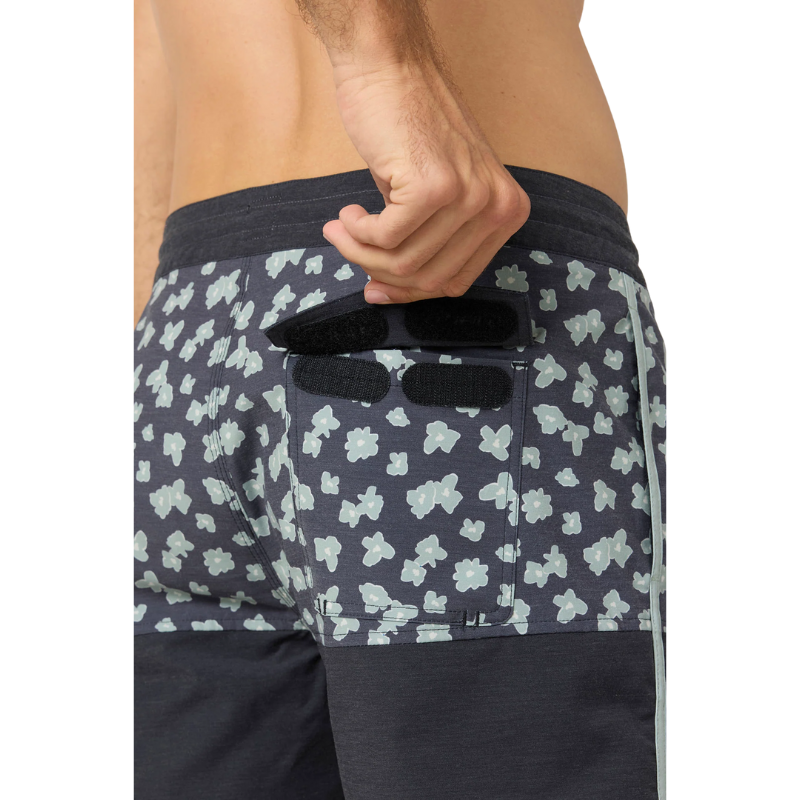 O'Neill - OG Block Scallop Cruzer 18" - Boardshorts - Mens-Shorts-O'Neill-28-Black-Spunkys Surf Shop LLC